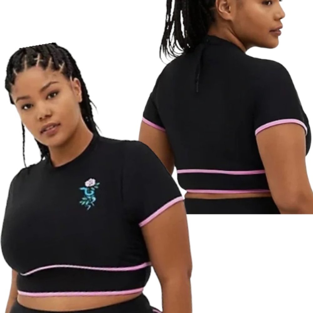 Crop Rashguard, Snake Rose 🧾 - Picture 15 of 15